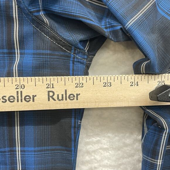 Kuhl Shirt Mens Medium Blue Button Down Eluxor Plaid Outdoor Hiking Lumberjack - Picture 9 of 11